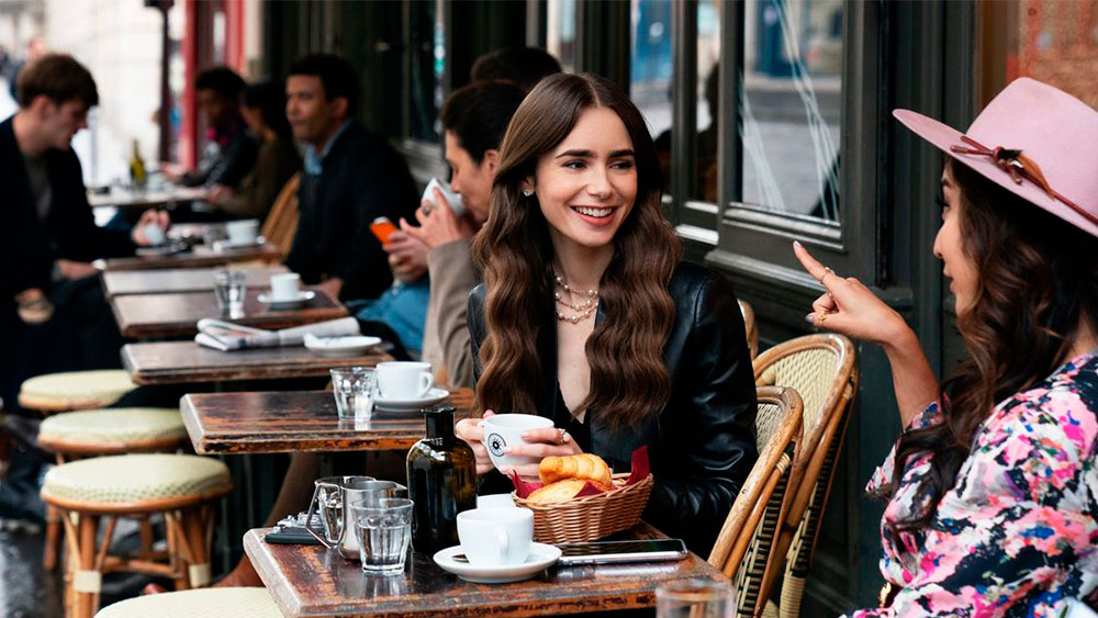 «Эмили в Париже» вернется во 2 сезоне на Netflix