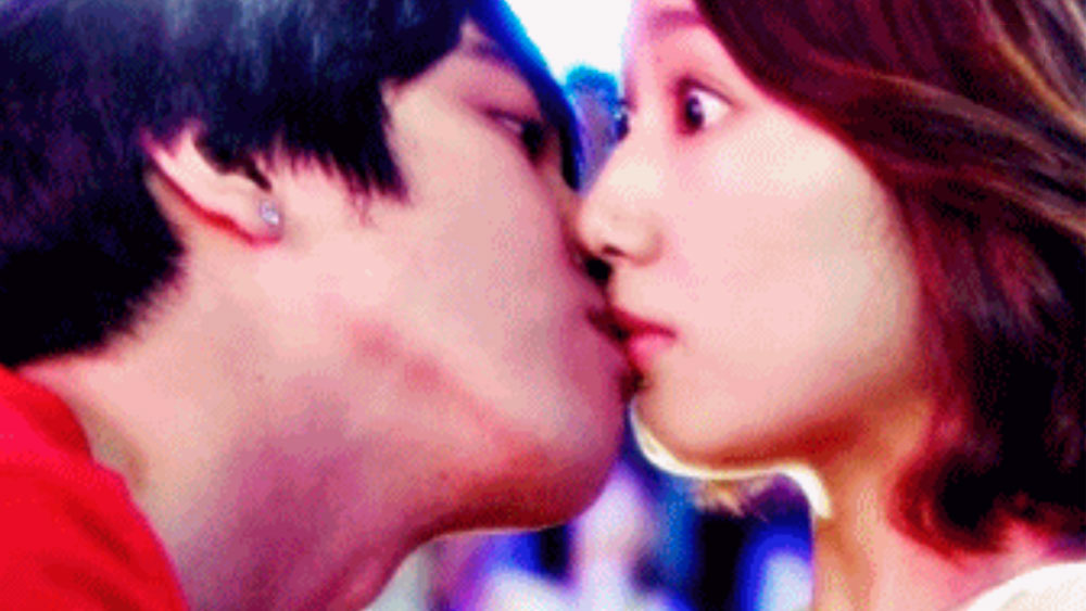 Топ-8 самых раздражающих поцелуев в корейских дорамах